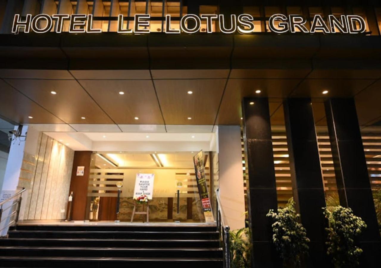 Hotel Le Lotus Grand Kakarmatha Екстериор снимка